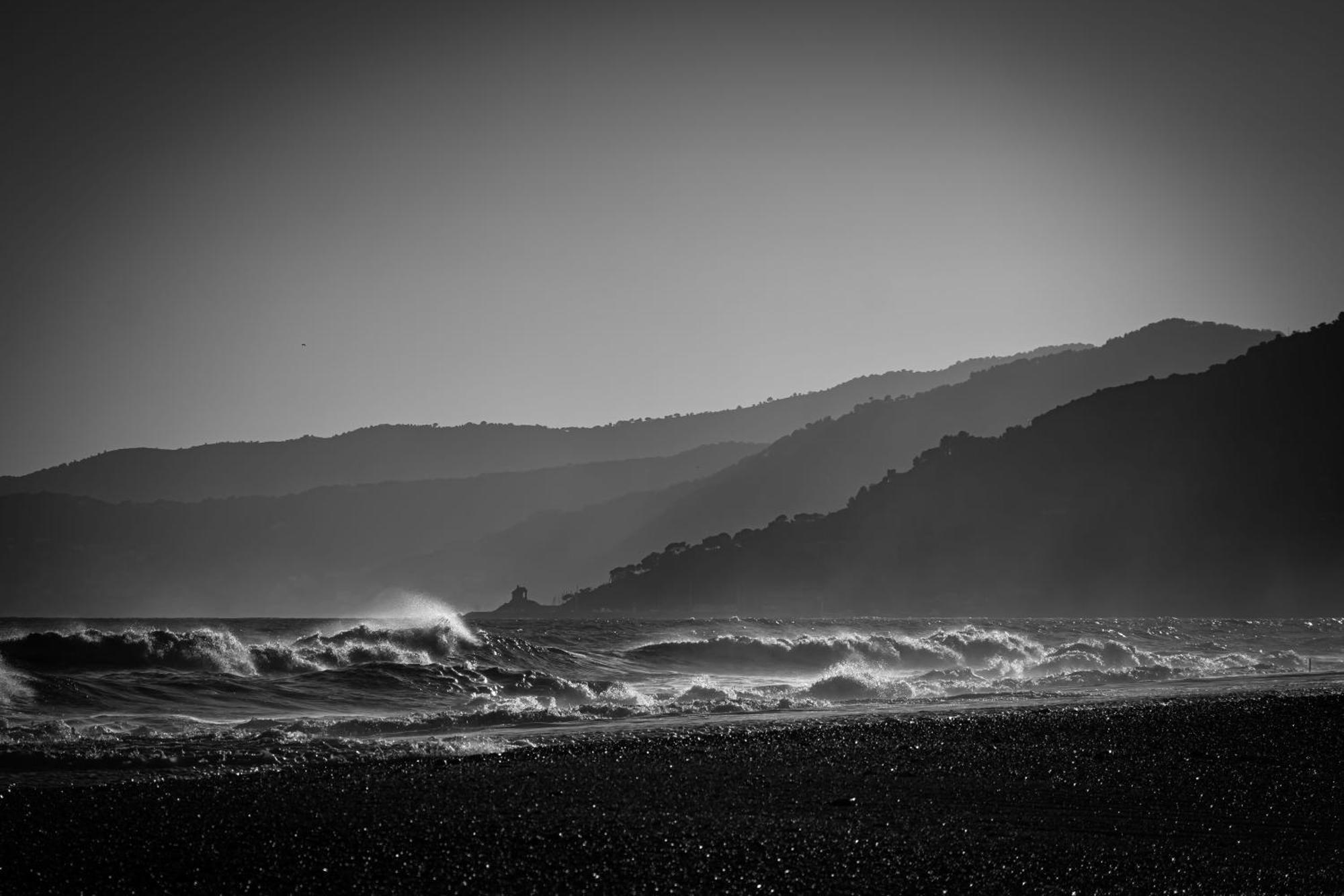 Le Torri Riviera Holiday Albenga Bagian luar foto