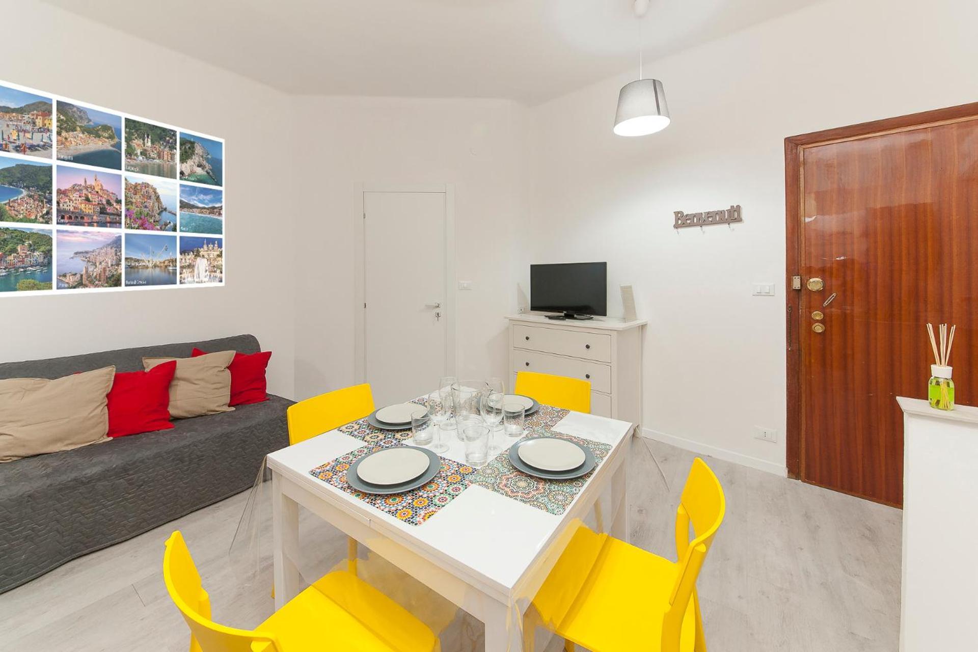 Le Torri Riviera Holiday Albenga Bagian luar foto
